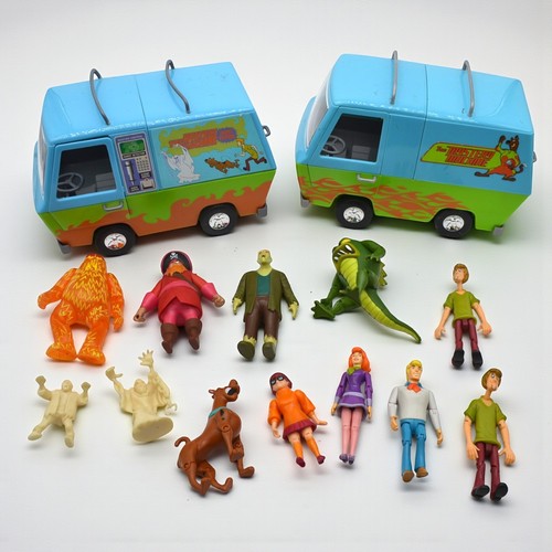 Scooby doo toy bundle - scooby,