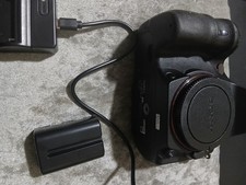 Sony Alpha SLT-A77V 24.3MP