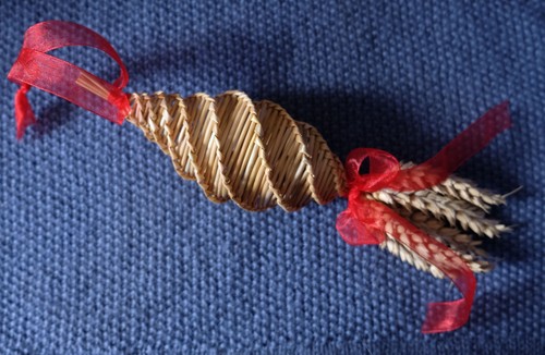 Rustic handmade straw corn - handmade,