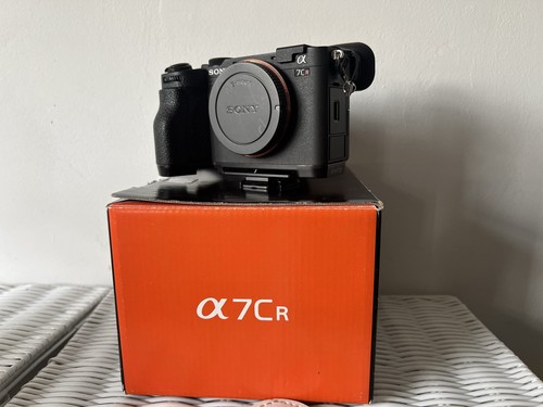 Sony a7cr 61mp mirrorless - a7cr,