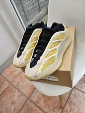 adidas Yeezy 700 V3 Mono
