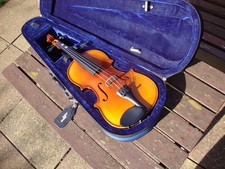 Beginner's  Violin, in case