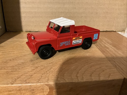 Corgi land rover only - rover,