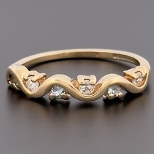 9ct Yellow Gold Blue Topaz &