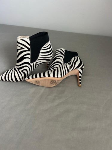 Unworn boden elsworth ankle - boden,