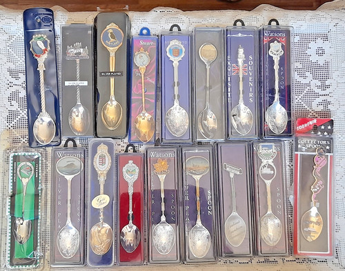 Mixed lot bundle boxed - mixed,