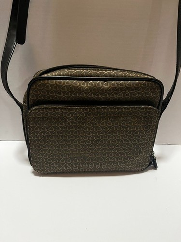 Vtg liz claiborne crossbody - liz,