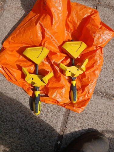 Stanley heavy duty corner - 2x,