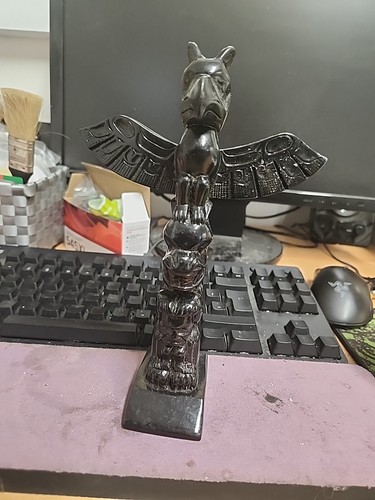 Totem pole inches - , made
