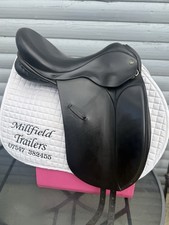 17.5 Inch Black ideal Jessica Dressage Saddle 9.5 Inch D To D Wide
