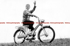 F009713 Heinkel Perle moped