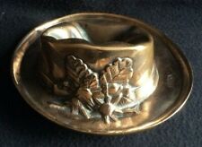  VINTAGE BRONZE PAPERWEIGHT OF GERMAN TYROLEAN HAT WITH OAK LEAF &  EIDELWEISS 