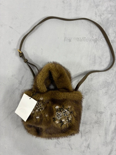Zara faux fur - fur, rigid