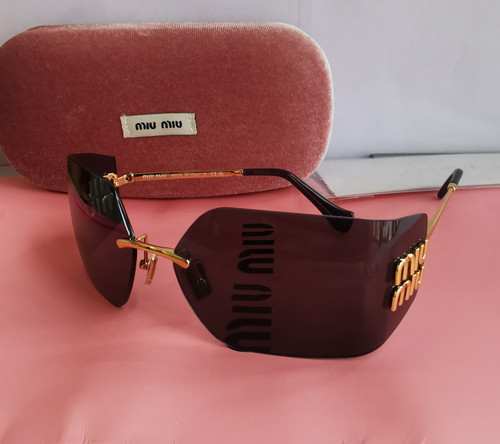 Authentc miu women - authentc,