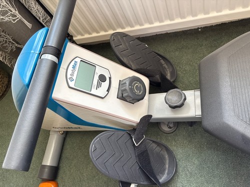 Body max rowing machine - max,