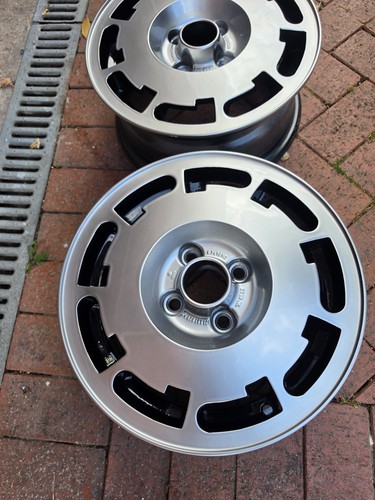 Golf slot alloys wheels - vw,