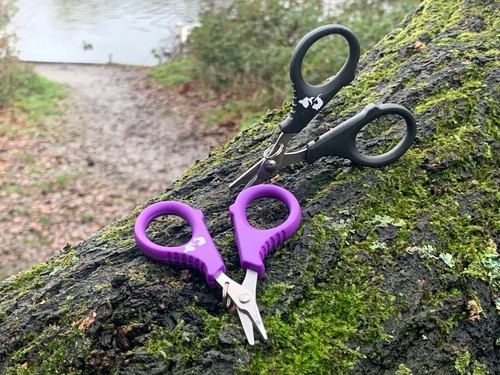 Carp fishing scissors - carp, scissors.