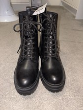 Women’s Black Size 4 Boots