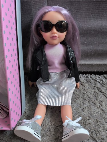 Design friend doll - design,