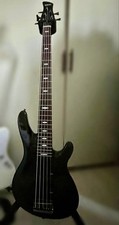 YAMAHA TRB1005J 5-String