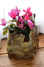 ART POTTERY SOMERSET POTTERY PLANT UNUSUAL 10"