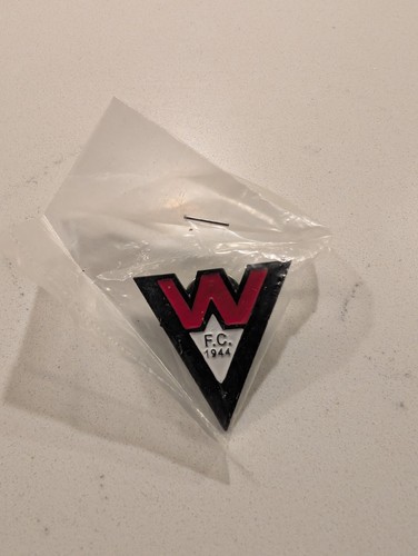Football collectors pin badge - pin,