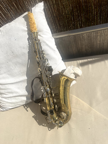 Buescher alto saxophone - buescher,
