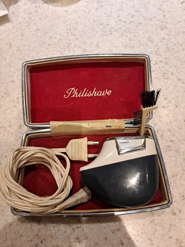 Retro vintage philishave type - vintage,
