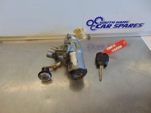 Toyota yaris lock - yaris, verso