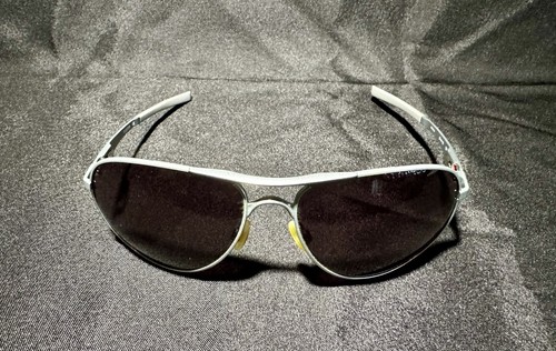 Oakley ducati plantiff - oakley,