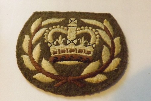 Military cloth badge warrant - military,