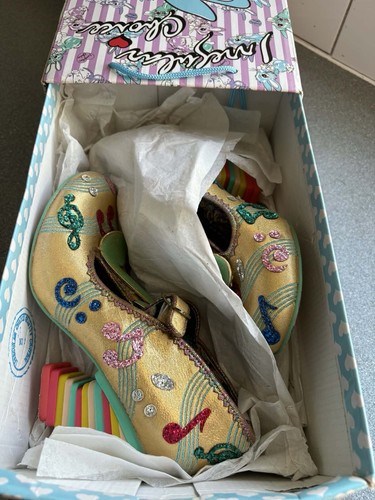 Women irregular choice - women’s,