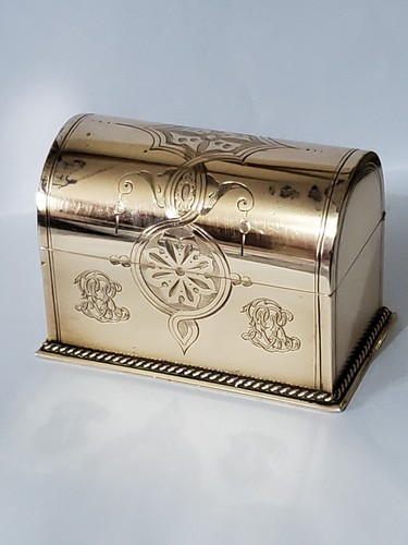 Superb antique engraved brass - antique,