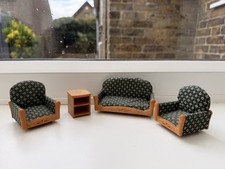 Miniature lounge area - lounge,