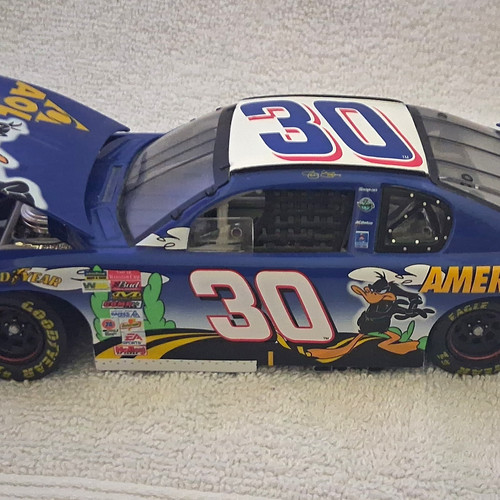 Aol looney tunes diecast - aol,