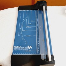 DAHLE 507 A4 Personal Trimmer