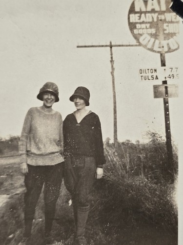 Antique 1920s photo oilton - antique,