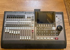 Roland VS-1880 Digital Studio