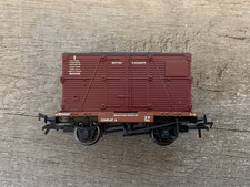 Bachmann 37-951C OO Gauge Conflat Wagon With BD Container Crimson Boxed