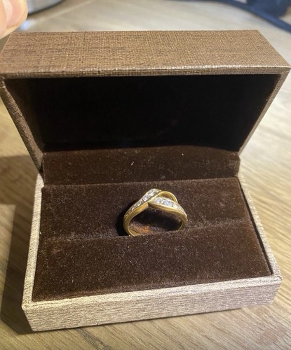 Gold hallmarked diamond - ct,