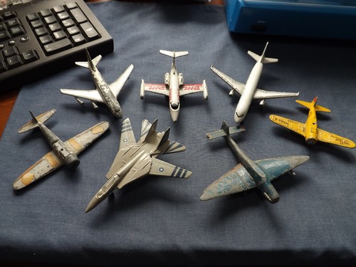Die cast aeroplanes - 7x, aeroplanes.