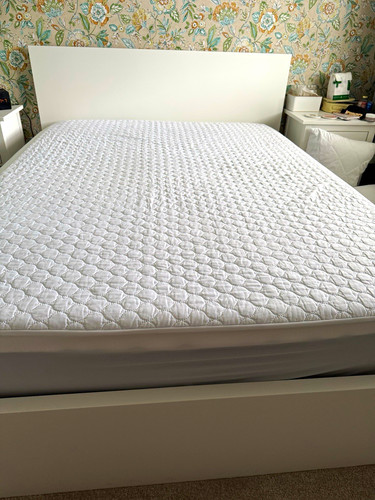 Ikea malm king bed - frame, white