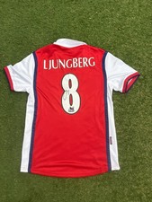 Freddie Ljungberg  Signed