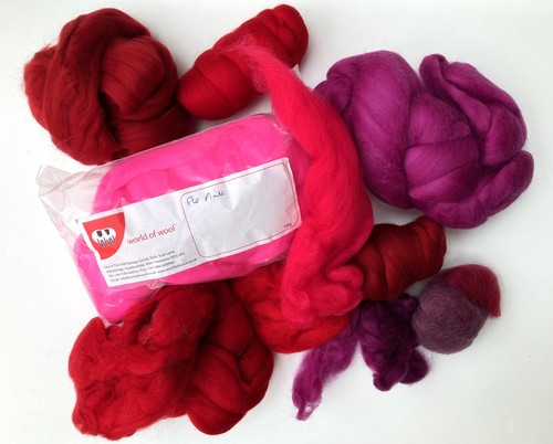 Dyed merino wool tops - , in