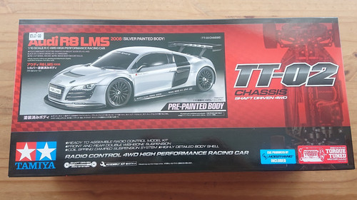Tamiya 47517 600 audi - r8, lms