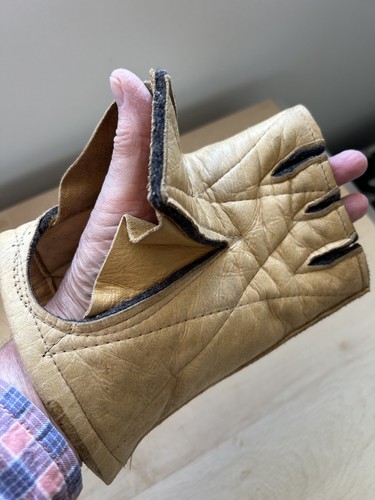 Left hand vintage - vintage, medium