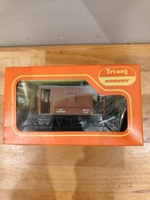 TRIANG HORNBY R16 Guards