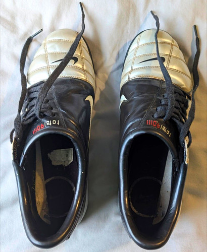 Nike total astroturf - total,