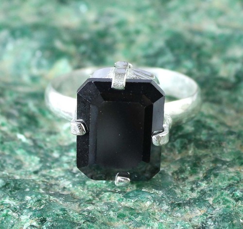 Emerald cut black - emerald,