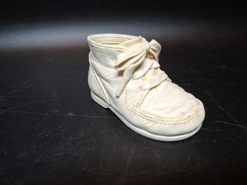 Just the right shoe - just,